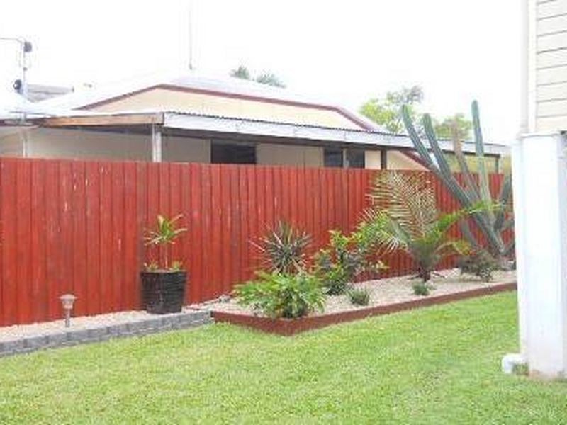 Westcourt QLD 4870