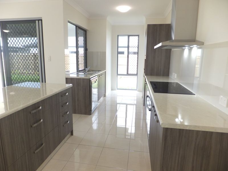 3 Gurrumbah Link, Smithfield QLD 4878