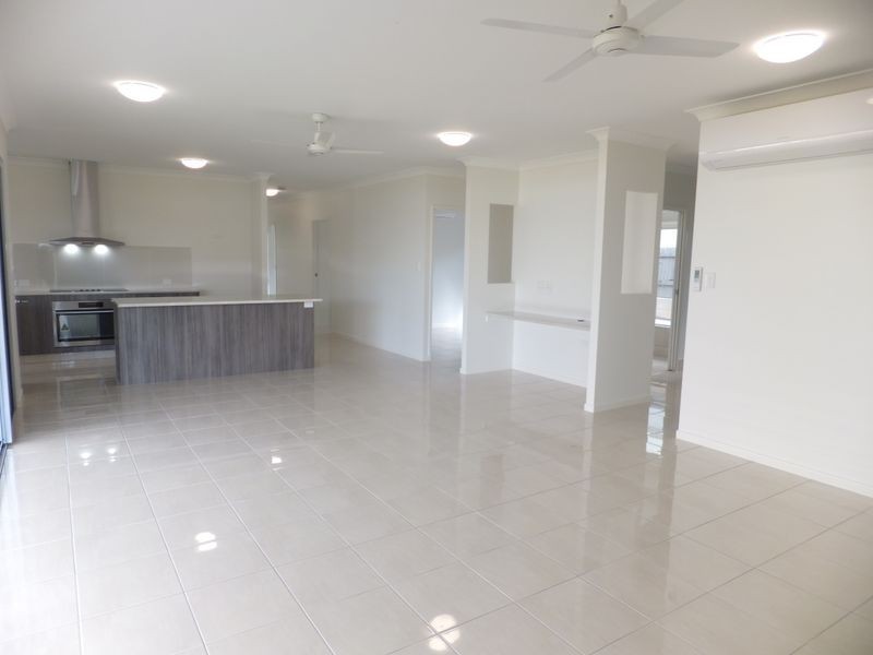 3 Gurrumbah Link, Smithfield QLD 4878