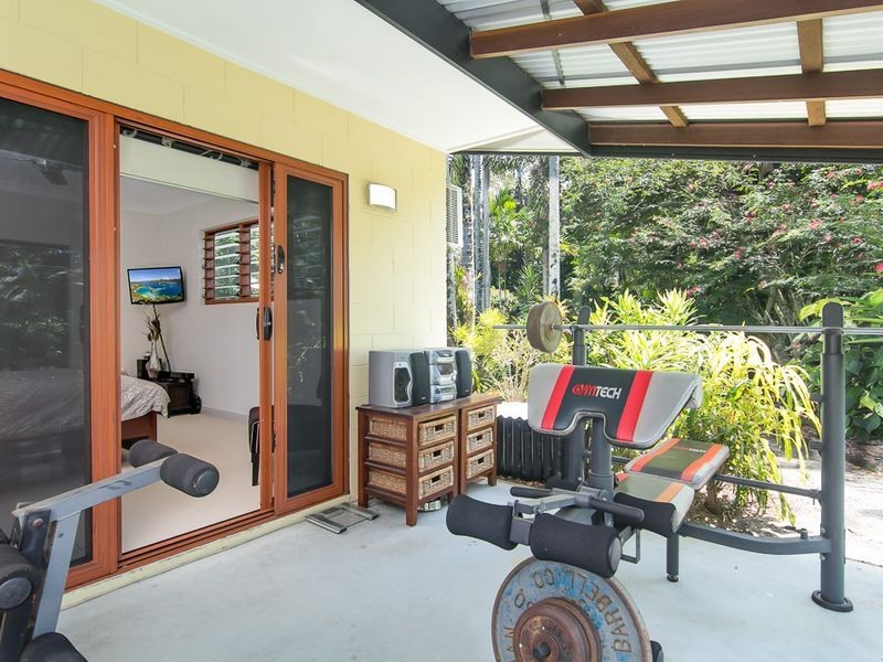 31 Jessie Close, Yorkeys Knob QLD 4878