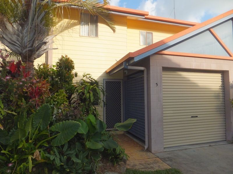 5 25 Rutherford Street, Yorkeys Knob QLD 4878