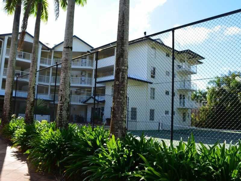 16/12 Deauville Close, Yorkeys Knob QLD 4878