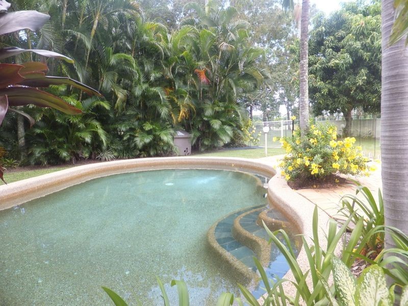 34 Parkinson Ave, Kewarra Beach QLD 4879