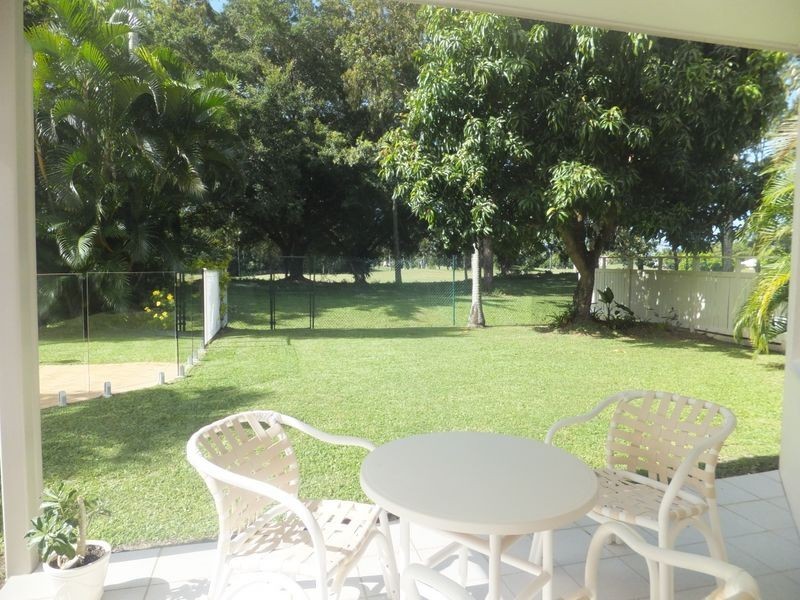 34 Parkinson Ave, Kewarra Beach QLD 4879