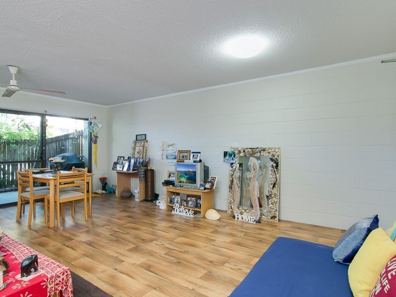 2/22 Rutherford Street, Yorkeys Knob QLD 4878