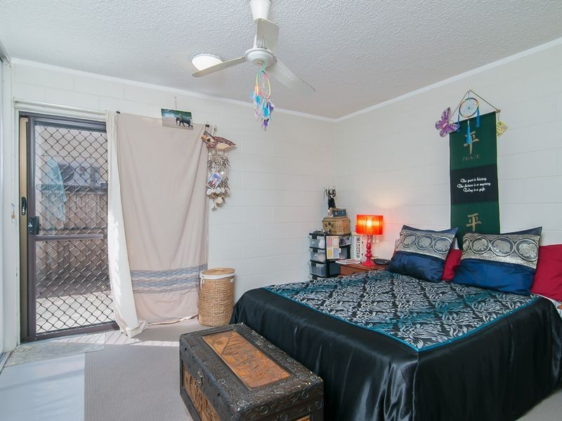 2/22 Rutherford Street, Yorkeys Knob QLD 4878
