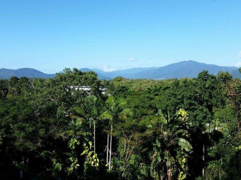 9 Ray Street, Yorkeys Knob QLD 4878