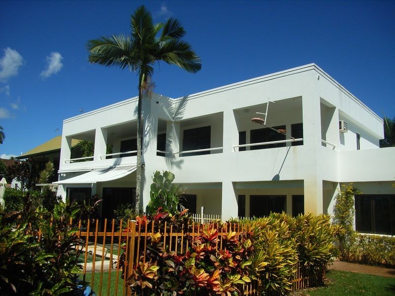 7 Casuarina Street, Holloways Beach QLD 4878