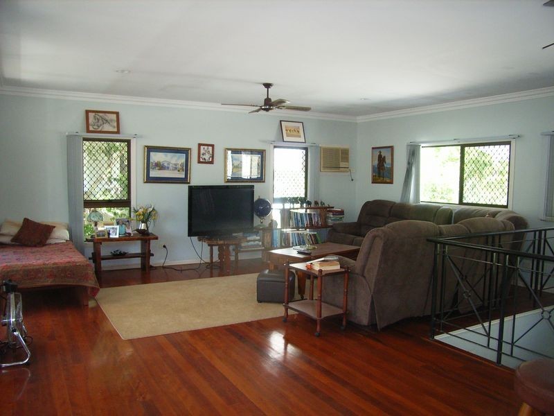 7 Casuarina Street, Holloways Beach QLD 4878