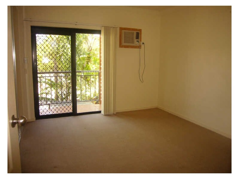 Yorkeys Knob QLD 4878