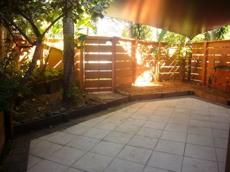 Yorkeys Knob QLD 4878