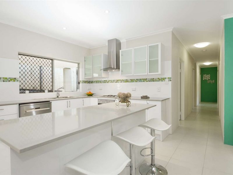 8 Jilbar Close, Caravonica QLD 4878