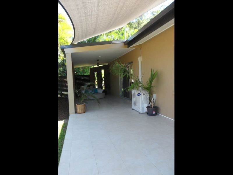 8 Jilbar Close, Caravonica QLD 4878