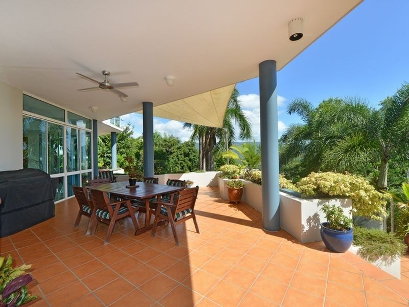 14/7 Tari Place, Trinity Beach QLD 4879
