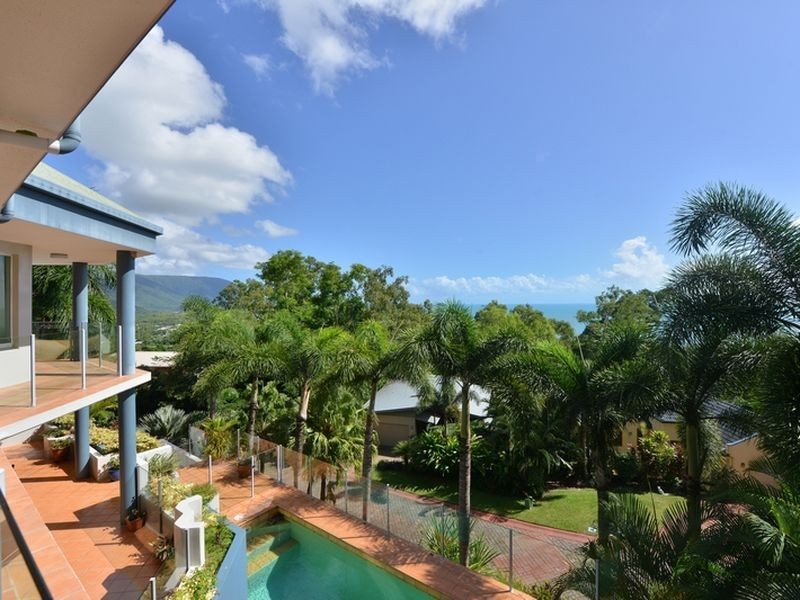 14/7 Tari Place, Trinity Beach QLD 4879