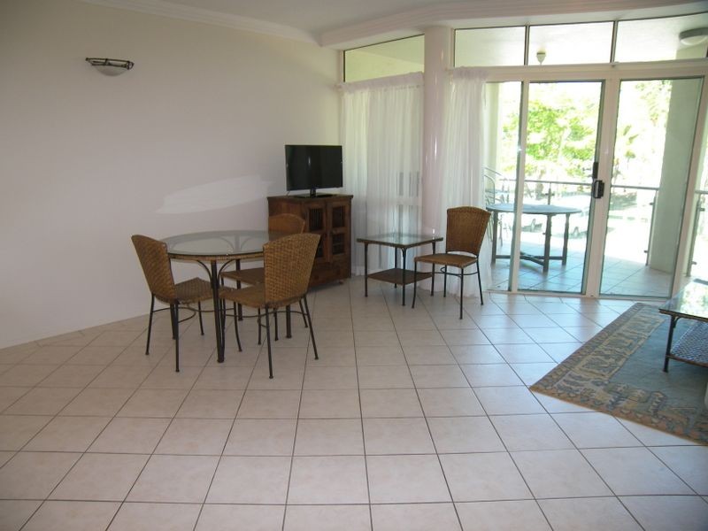 3/27 Sims Esplanade, Yorkeys Knob QLD 4878