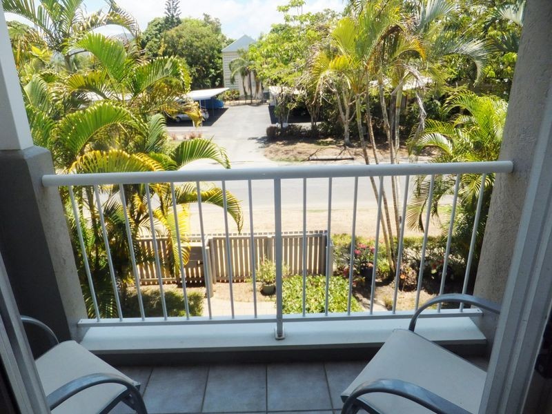 2/52 Best Street, Yorkeys Knob QLD 4878