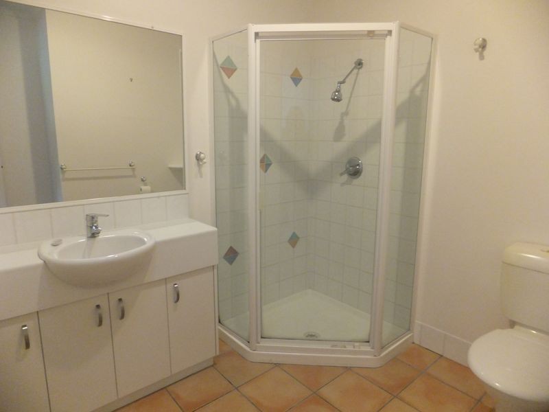 8/63 Wattle Street, Yorkeys Knob QLD 4878