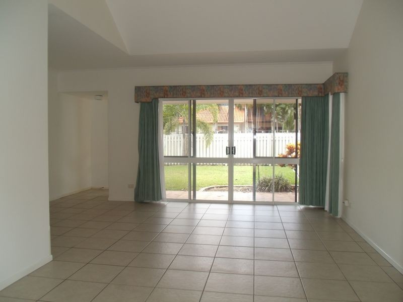 40 Stream Avenue, Kewarra Beach QLD 4879