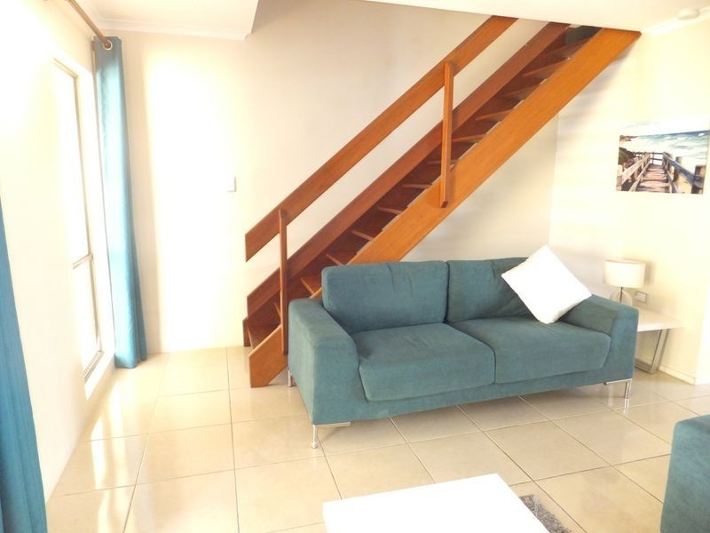 2/501 Varley Street, Yorkeys Knob QLD 4878