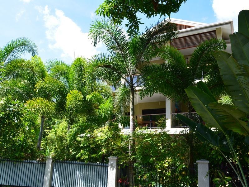 3/9 Rutherford Street, Yorkeys Knob QLD 4878