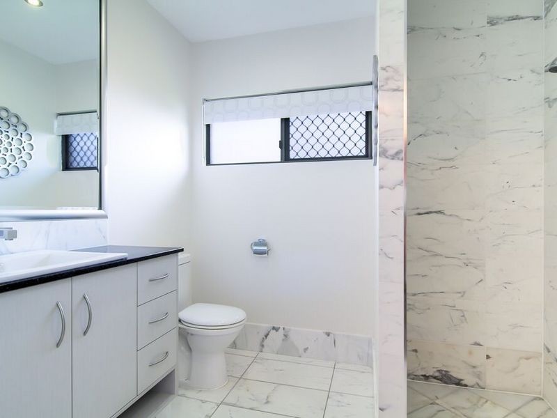 21 Hideaway Close, Palm Cove QLD 4879