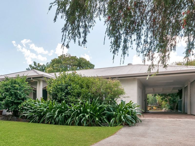 24 Cairnwell Street, Smithfield QLD 4878