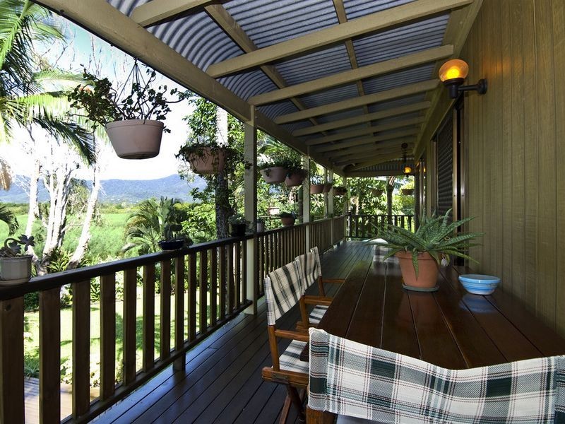 11 Margo Street, Yorkeys Knob QLD 4878