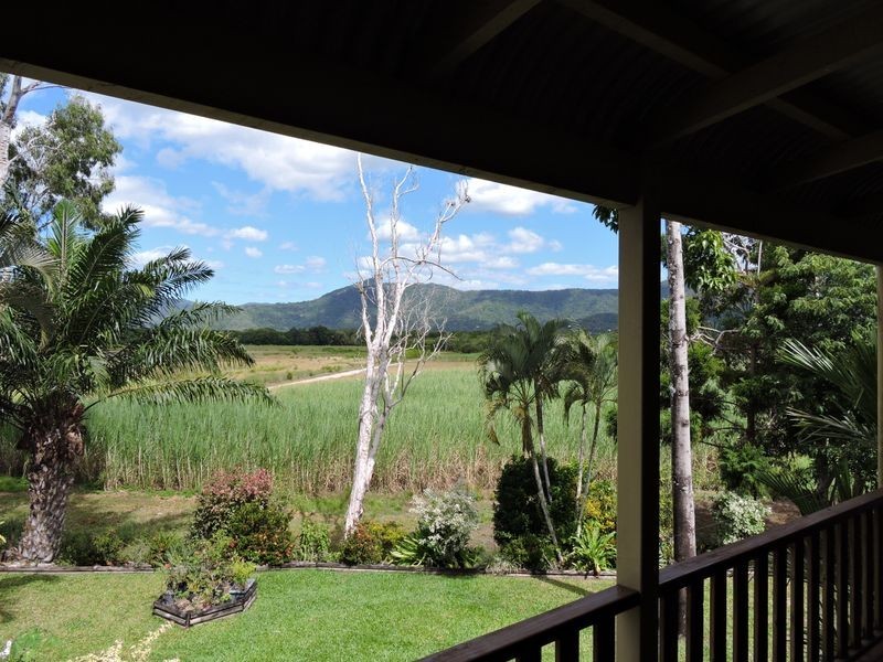 11 Margo Street, Yorkeys Knob QLD 4878