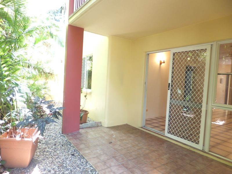 9/1 Ray Street, Yorkeys Knob QLD 4878