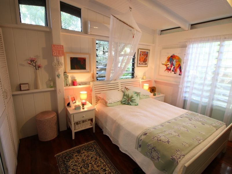 3 Legret Close, Clifton Beach QLD 4879