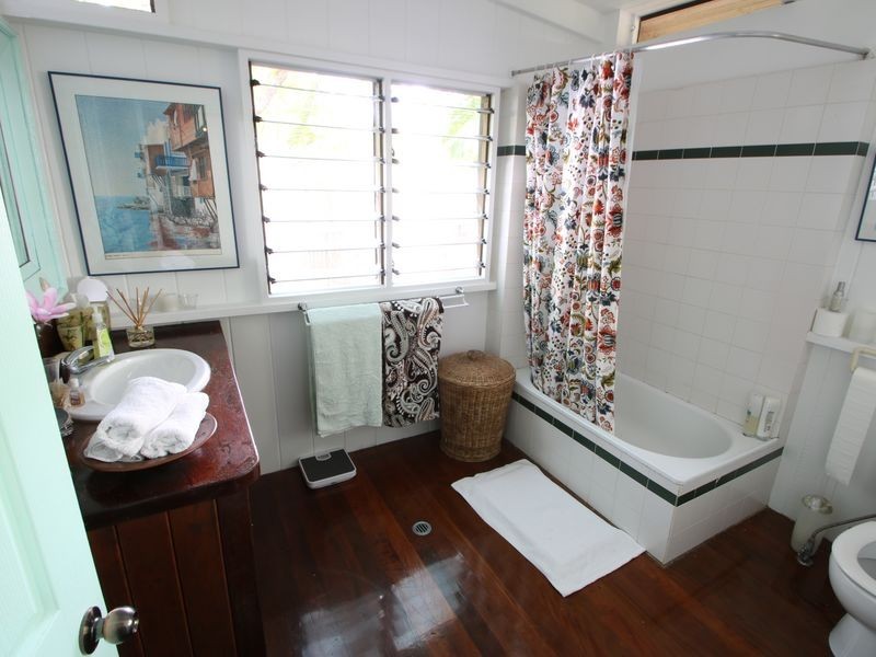 3 Legret Close, Clifton Beach QLD 4879