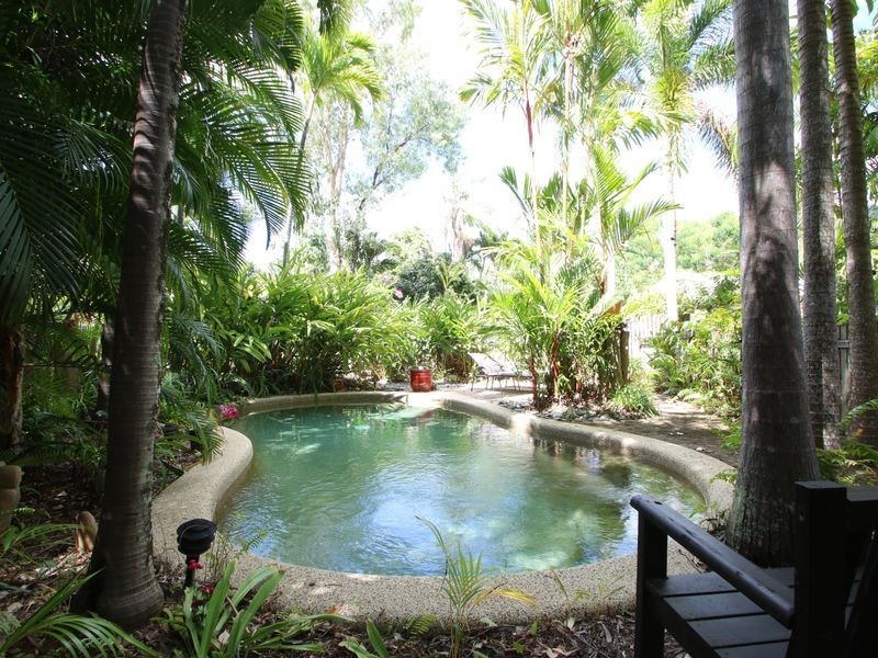 3 Legret Close, Clifton Beach QLD 4879