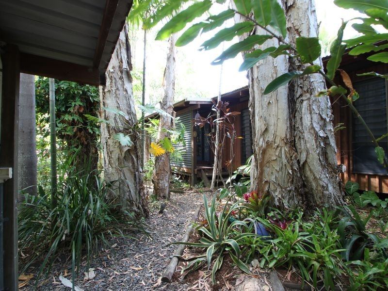 3 Legret Close, Clifton Beach QLD 4879