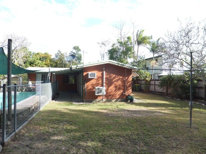 46 Johnson Street, Yorkeys Knob QLD 4878