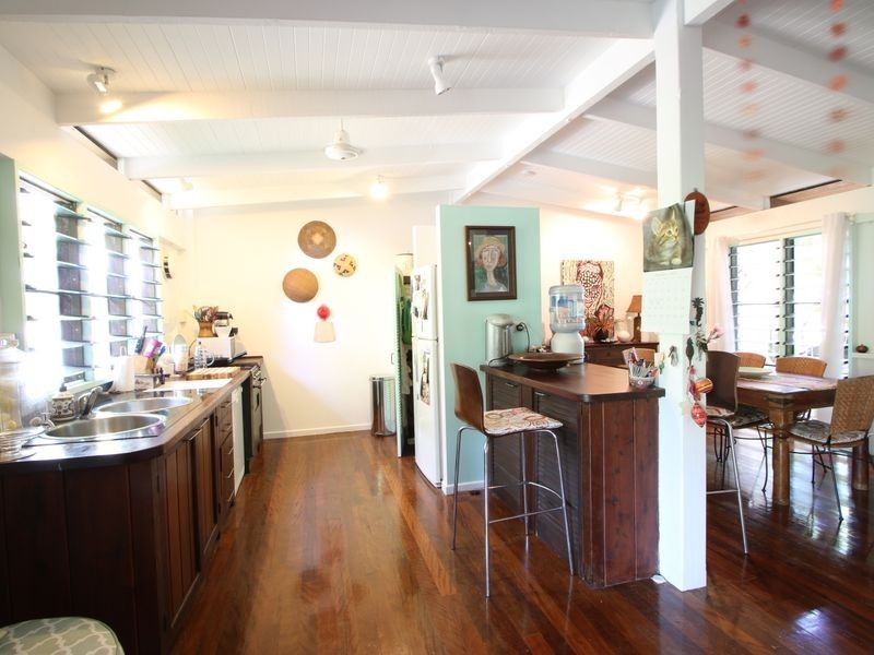 3 Legret Close, Clifton Beach QLD 4879