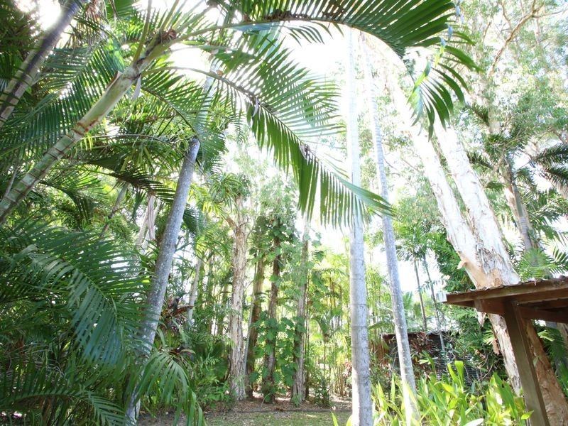 3 Legret Close, Clifton Beach QLD 4879