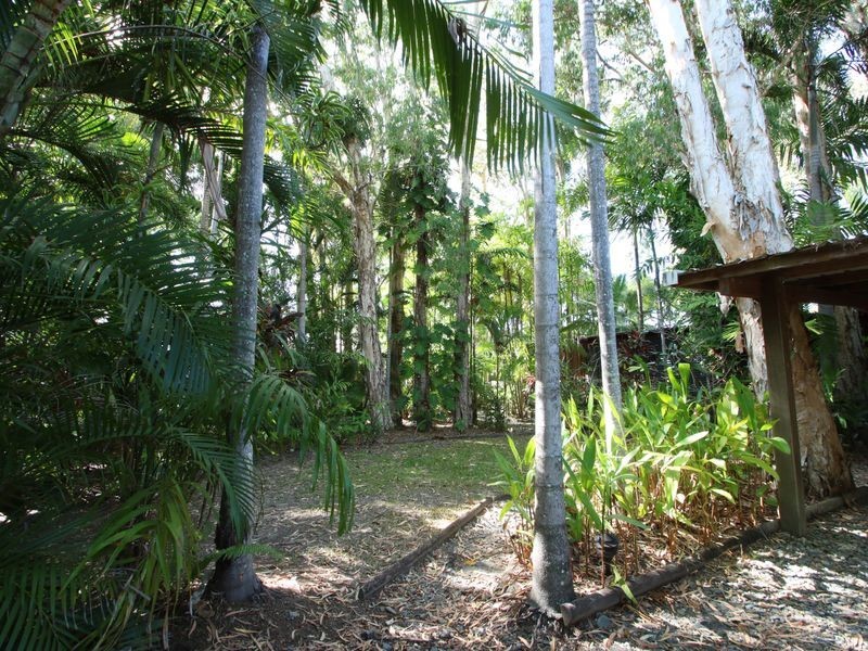 3 Legret Close, Clifton Beach QLD 4879