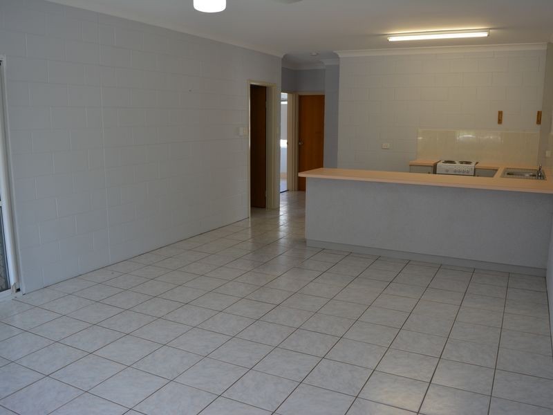 5/527 Varley Street, Yorkeys Knob QLD 4878