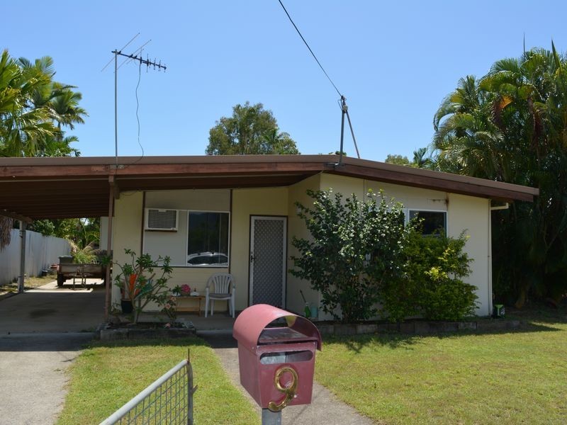 9 Fairway Street, Yorkeys Knob QLD 4878