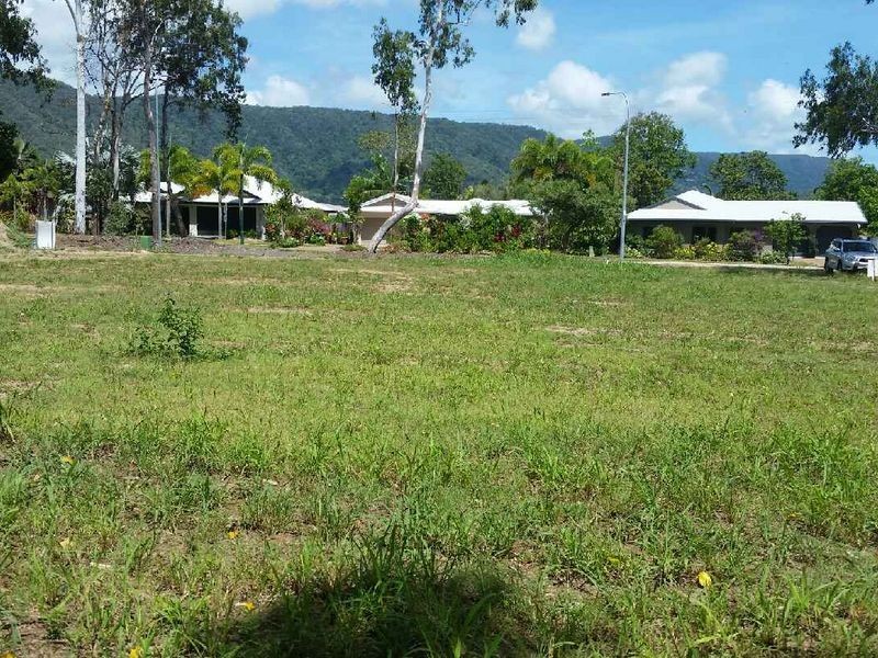 23 Moore Road, Kewarra Beach QLD 4879