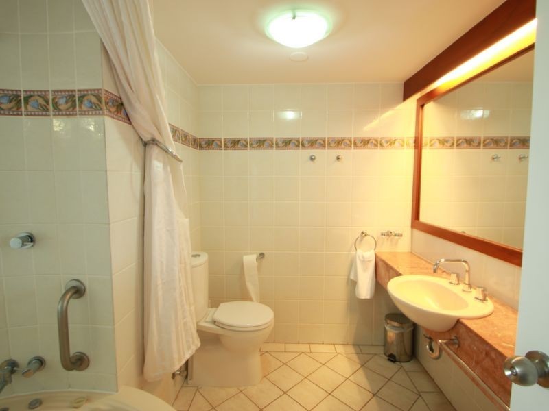 401/73-75 Esplanade, Cairns City QLD 4870