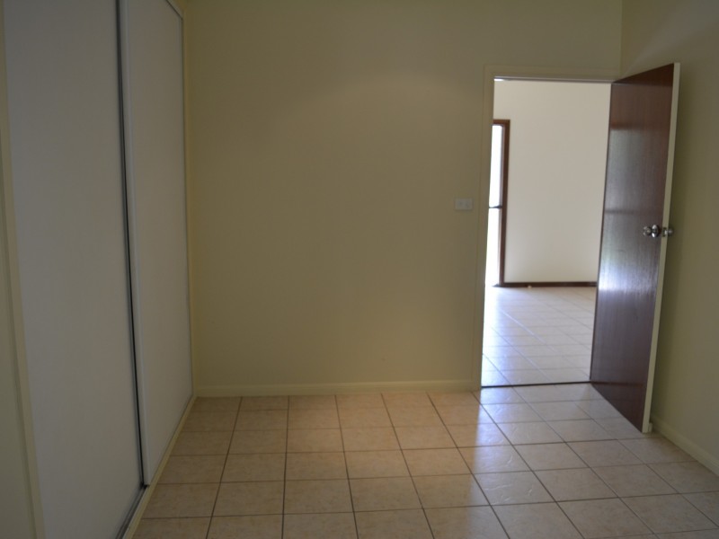 56 Waite Street, Machans Beach QLD 4878