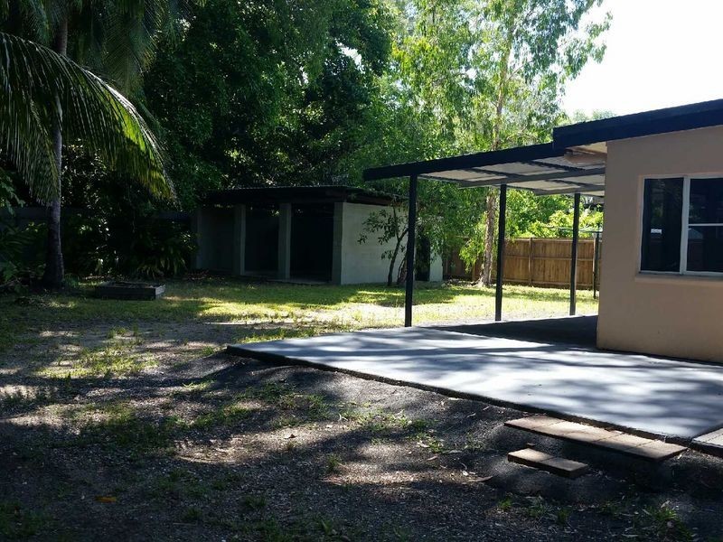 56 Waite Street, Machans Beach QLD 4878