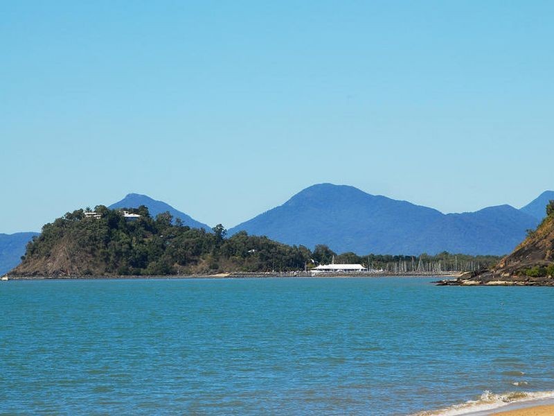 60 Morgan Street, Yorkeys Knob QLD 4878