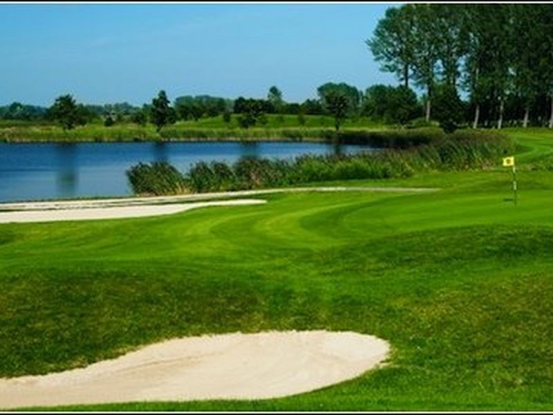 60 Morgan Street, Yorkeys Knob QLD 4878