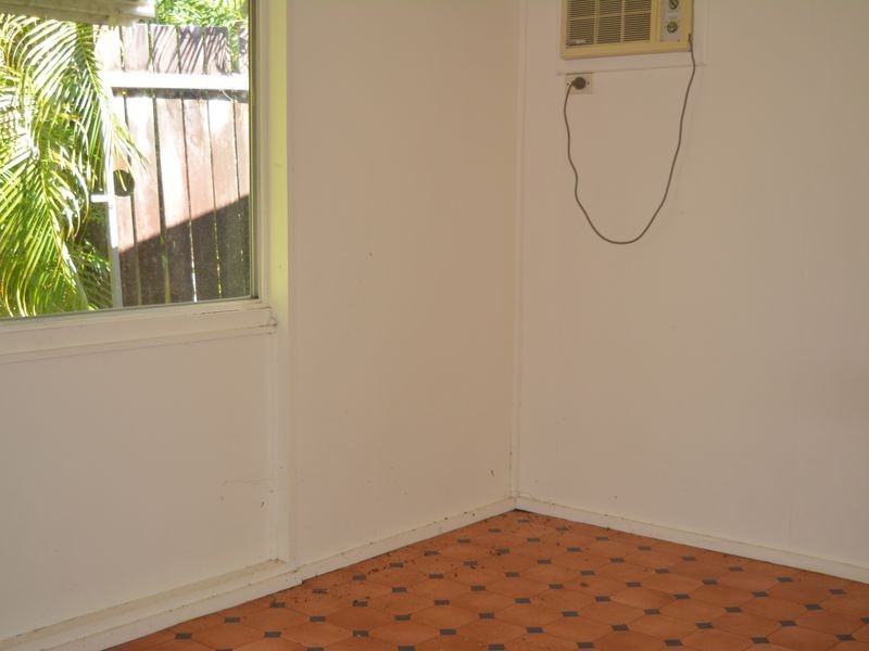 60 Morgan Street, Yorkeys Knob QLD 4878