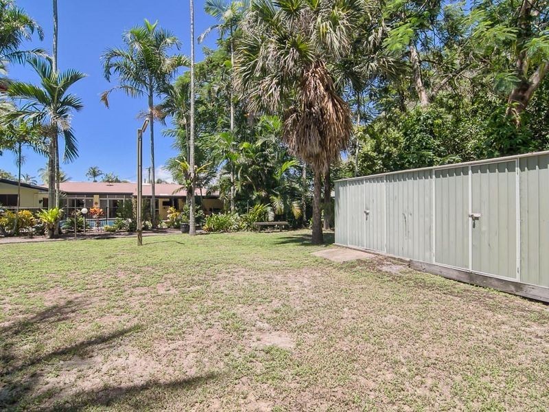 31 Jessie Close, Yorkeys Knob QLD 4878