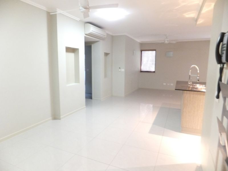 2/168 Moore Road, Kewarra Beach QLD 4879