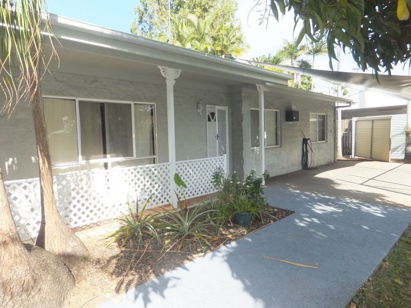 48 Oleander Street, Holloways Beach QLD 4878